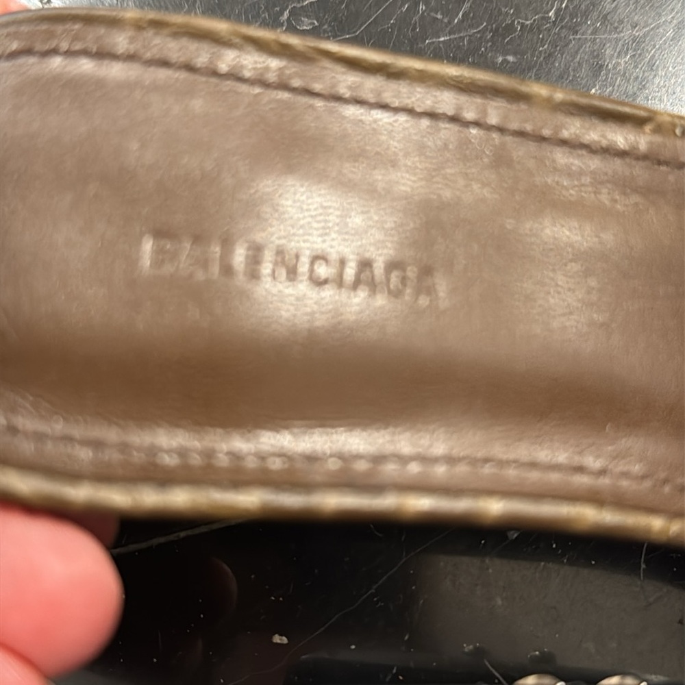 VGUC BALENCIAGA CROC-EMBOSSED GROUPIE SANDAL - Picture 5 of 10